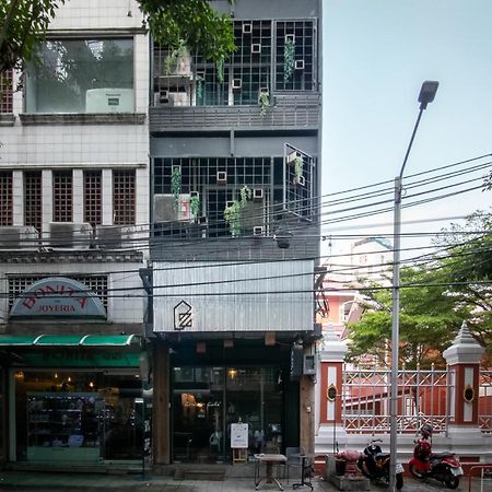 Auberge de jeunesse Zhelter'Bkk à Bangkok Extérieur photo