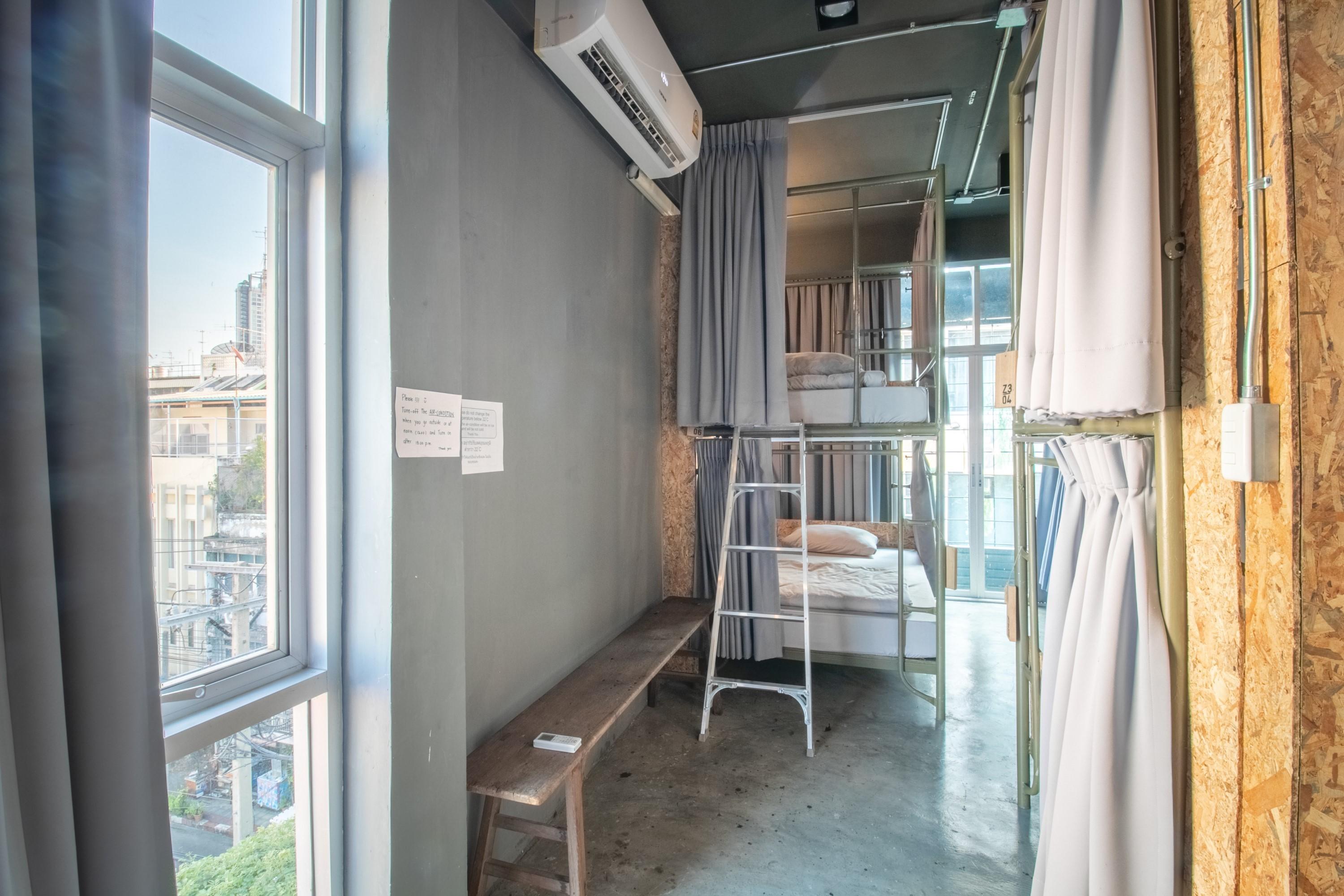 Auberge de jeunesse Zhelter'Bkk à Bangkok Extérieur photo