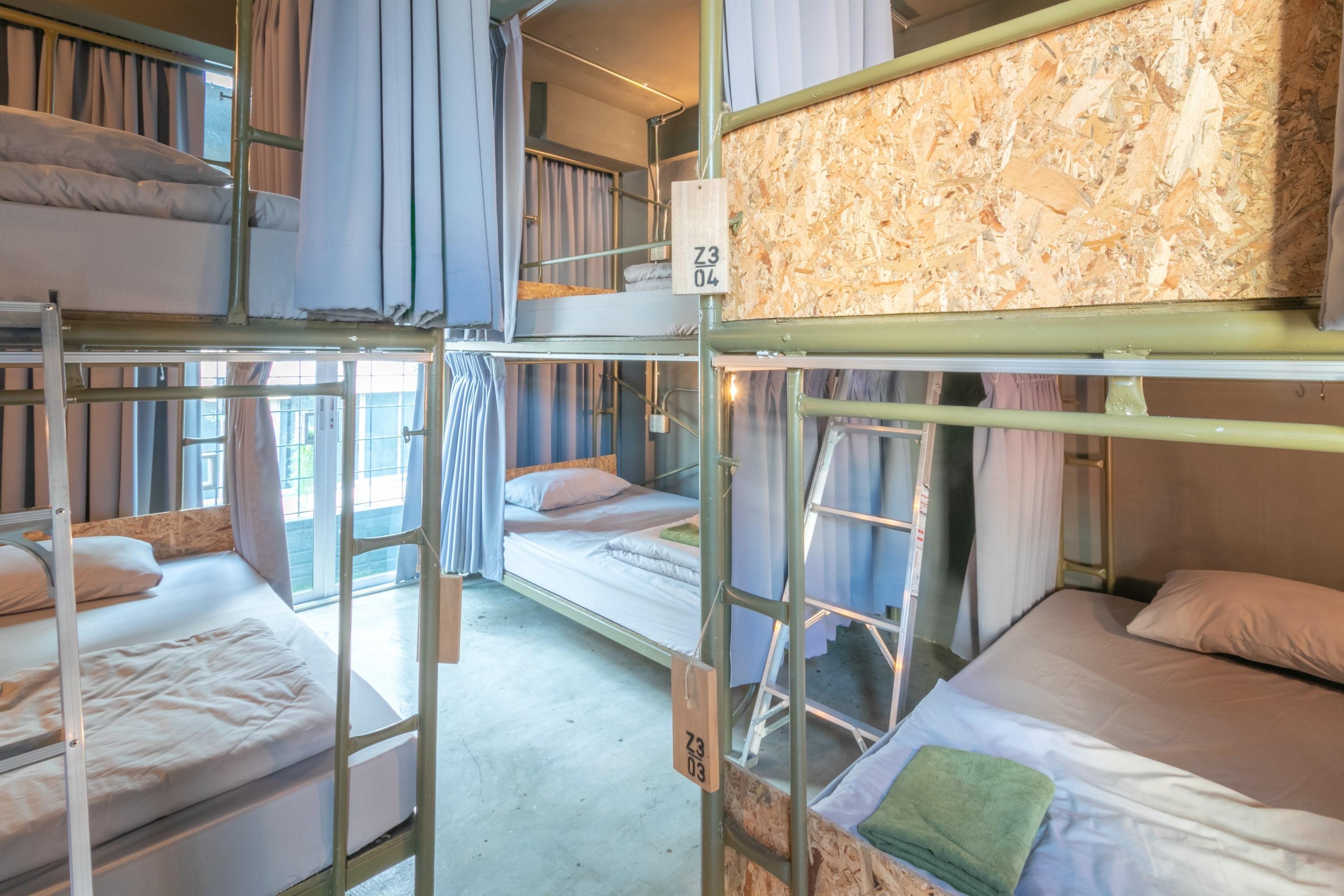 Auberge de jeunesse Zhelter'Bkk à Bangkok Extérieur photo