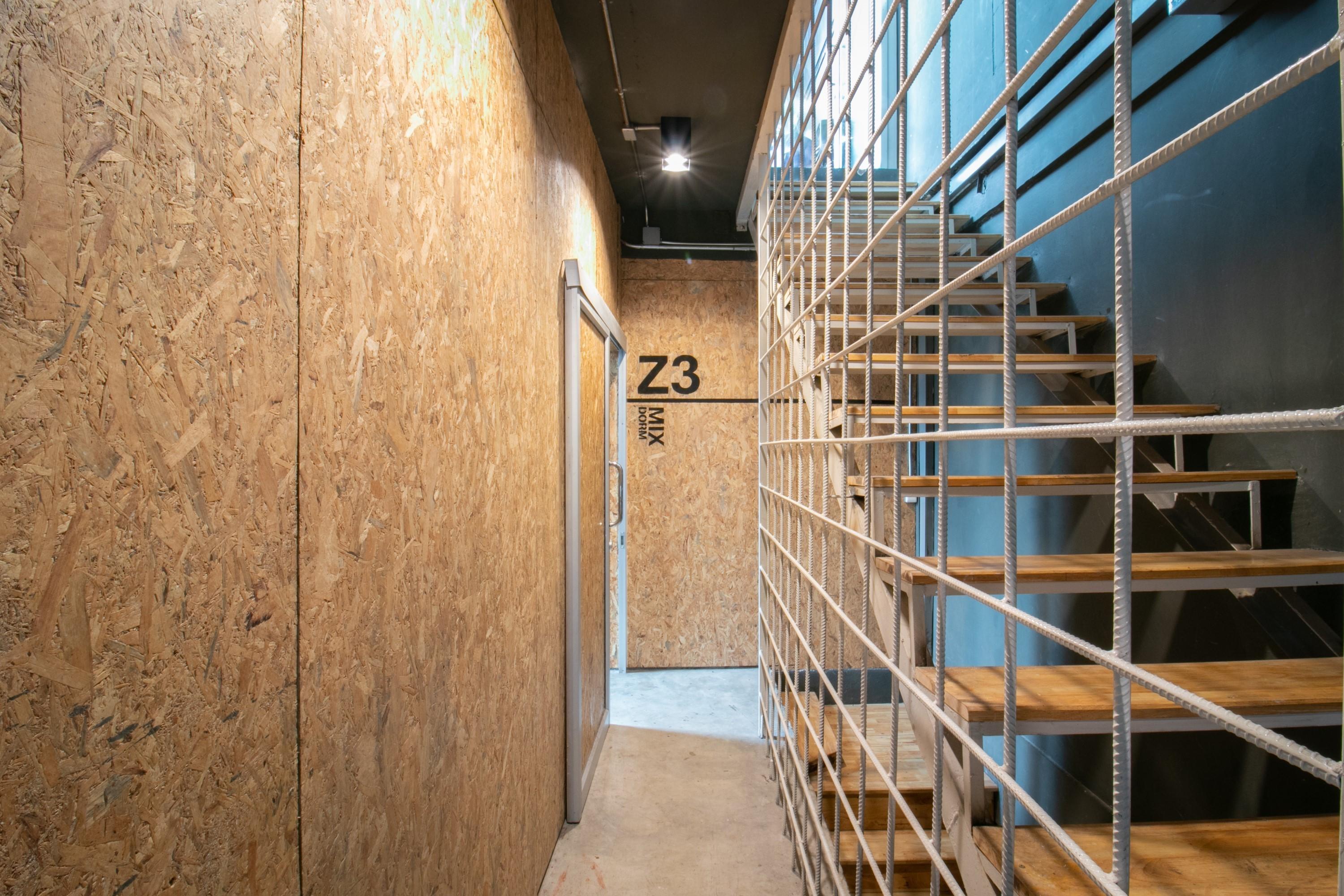 Auberge de jeunesse Zhelter'Bkk à Bangkok Extérieur photo