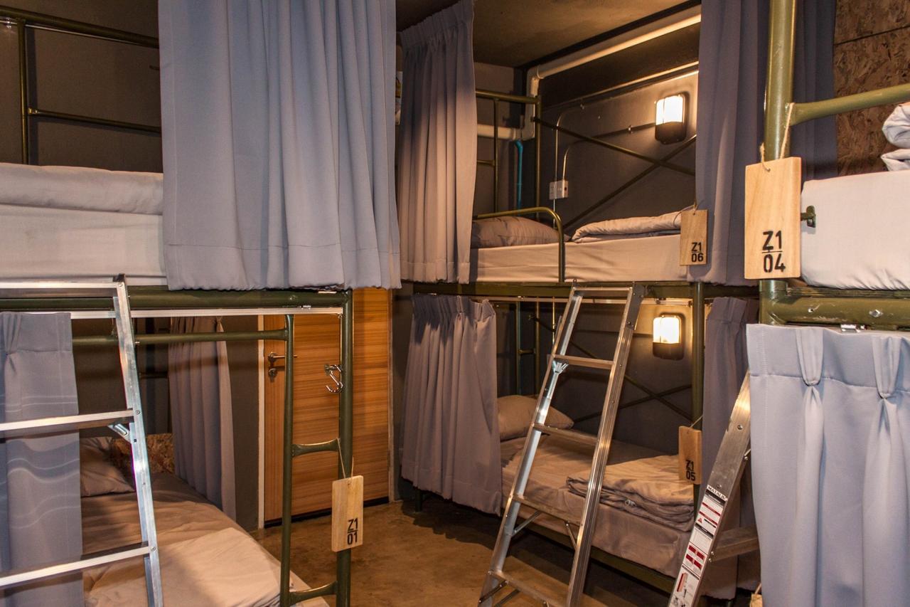 Auberge de jeunesse Zhelter'Bkk à Bangkok Extérieur photo