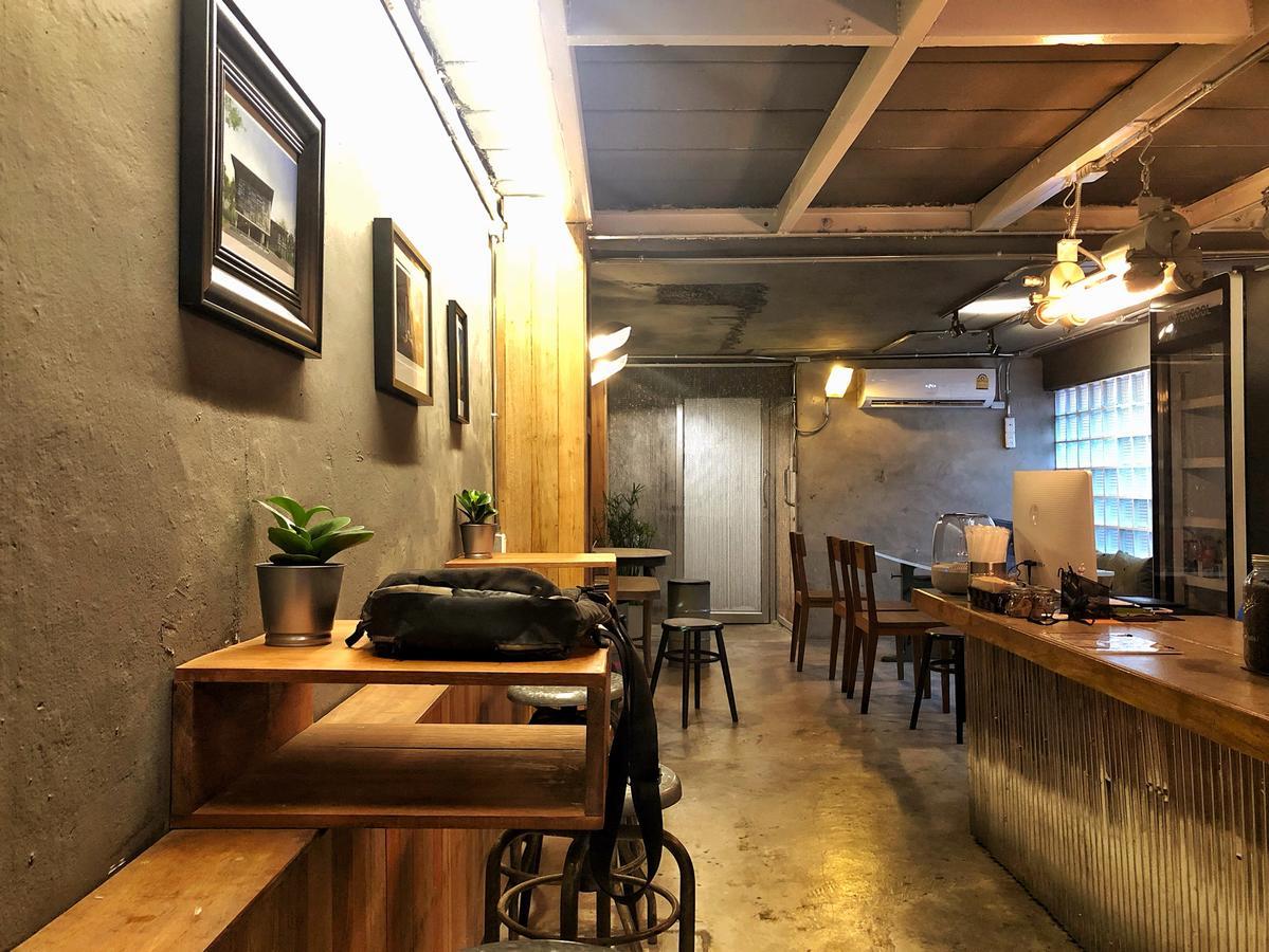 Auberge de jeunesse Zhelter'Bkk à Bangkok Extérieur photo